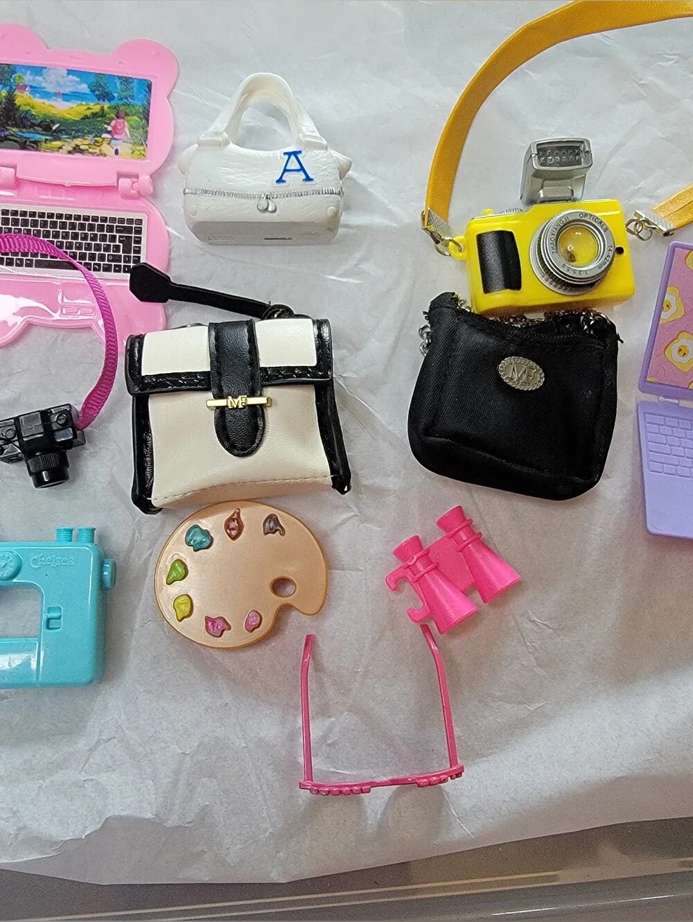 Barbie Doll Accessory Lot-15pc Bundle, Fashion Minis, Disney ily, Chelsea....